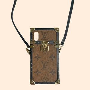 Louis Vuitton Reverse Eye Trunk Strap Case